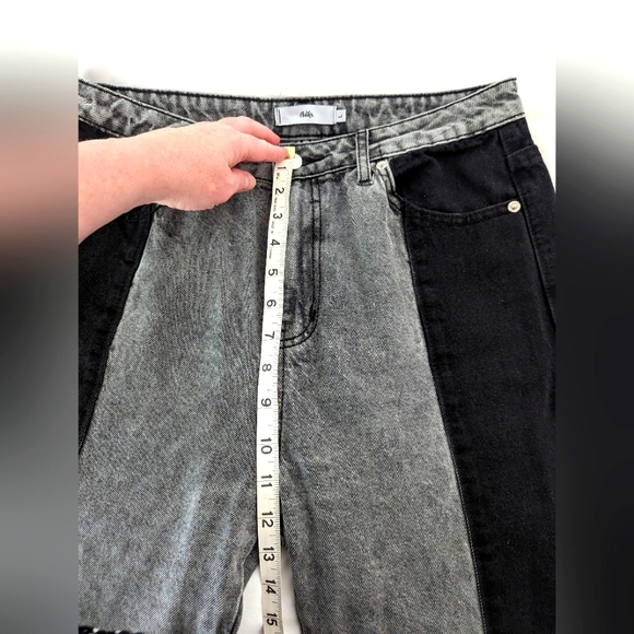 Adika Color block denim mom jeans - Picture 7 of 8